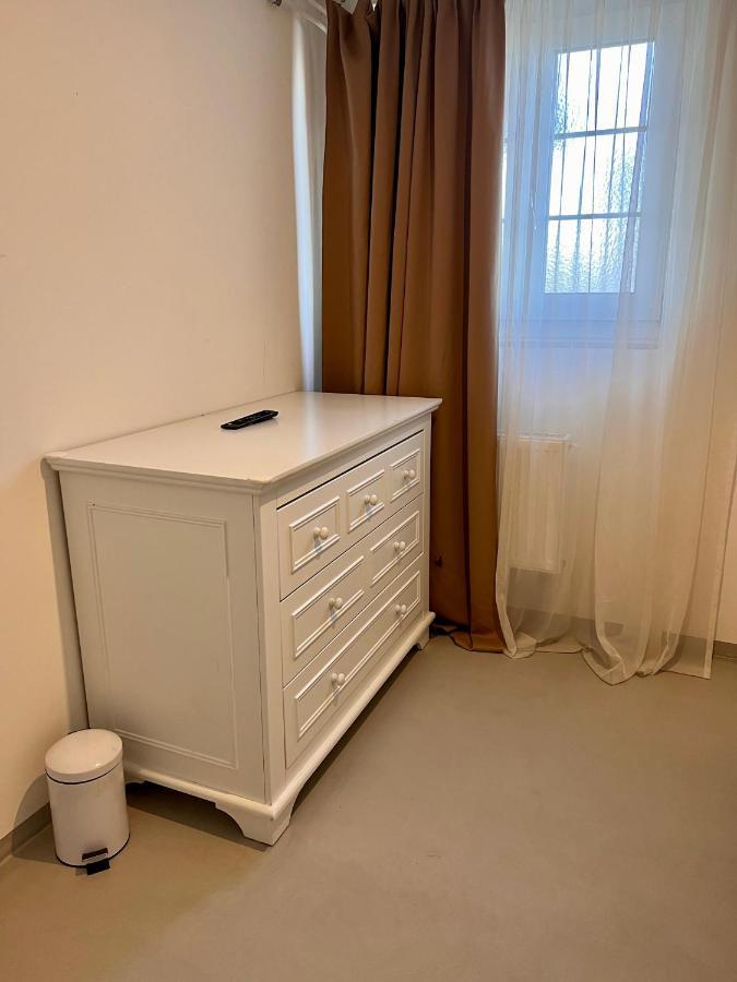 Budget Room Free Parking Pratteln Ngoại thất bức ảnh
