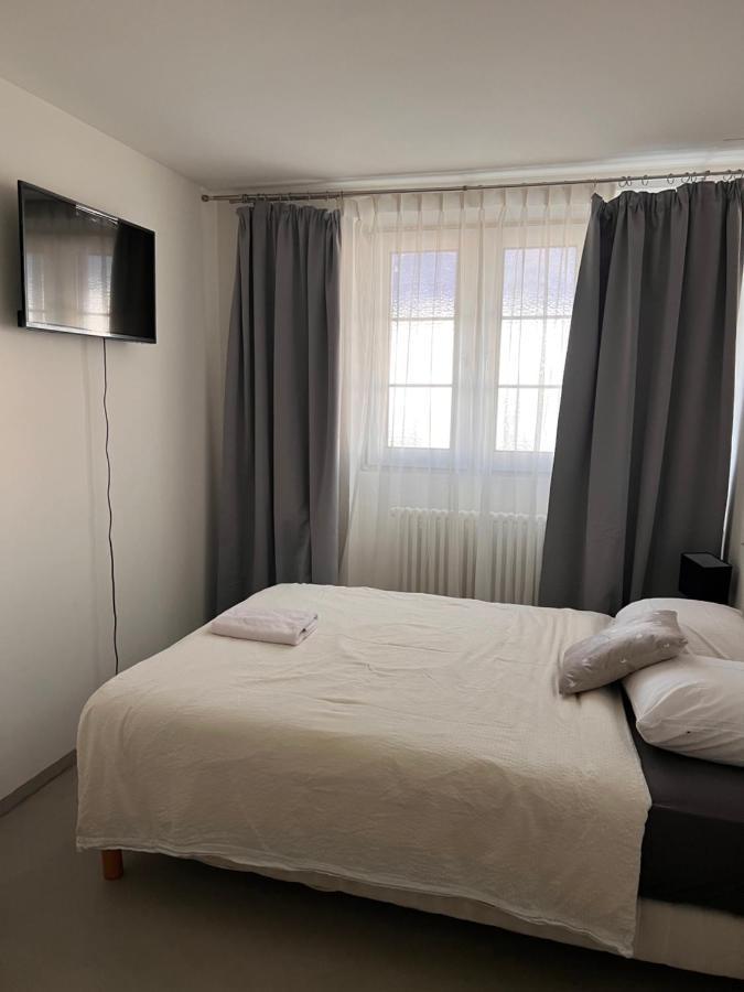 Budget Room Free Parking Pratteln Ngoại thất bức ảnh